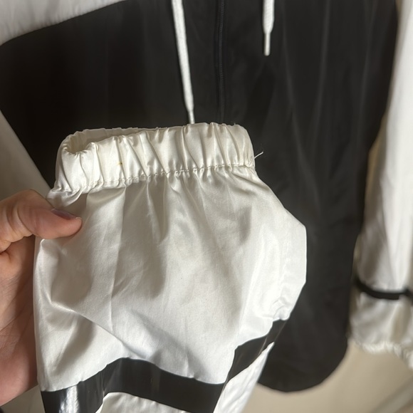 Beautiful Giant Windbreaker Men’s Size L - Picture 2 of 9